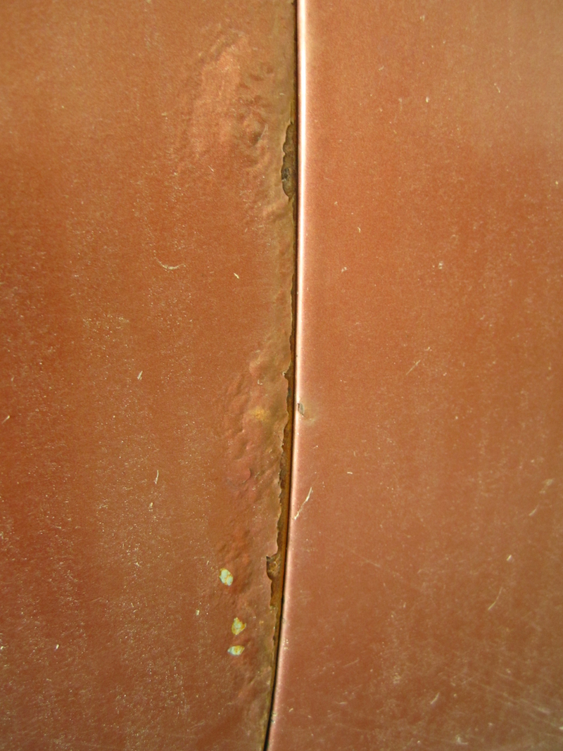 Illustration for article titled Is there an easy way to fix the door gap?
